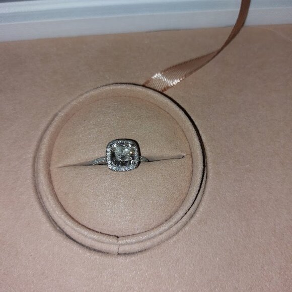 2.5 Carat Engagement Ring - Picture 2 of 5